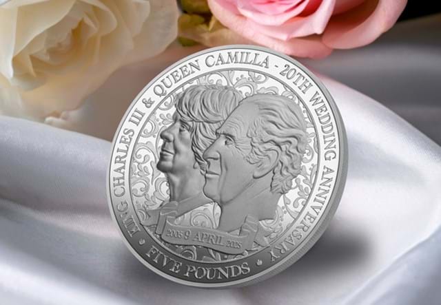 Charles And Camilla Silver £5 Lifestyle 02