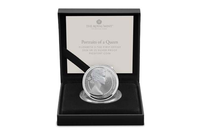 2025 UK Portraits Of A Queen Elizabeth II The First Effigy BU Silver Piedfort Gold £5 Product Images 10