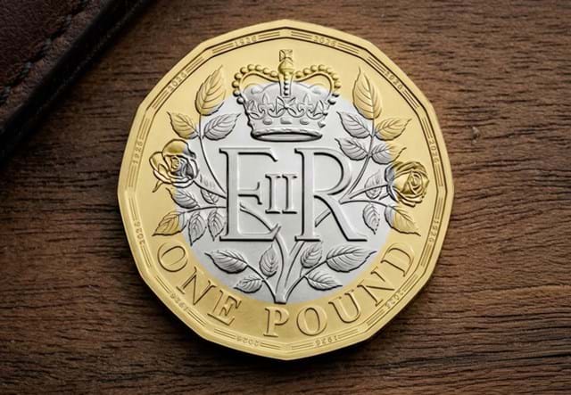 Royal Pound Lifestyle 1 (1)