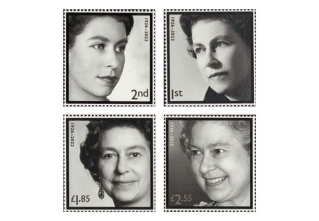 QEII Centenary Sovereign Cover Product Images CL 4
