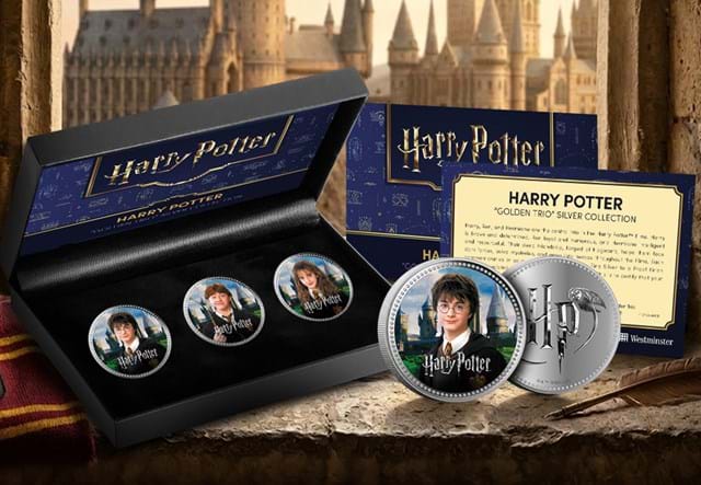 Box Shot Product Page Harry Potter Golden Trio Silver Coin In Front Of Castle